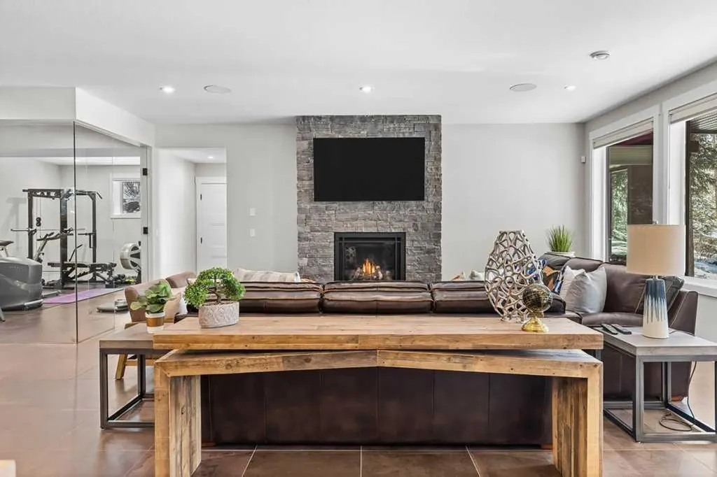 137 Silvertip Ridge Canmore AB T1W 3A7