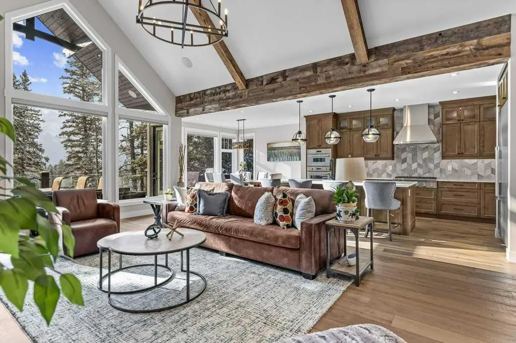 137 Silvertip Ridge Canmore AB T1W 3A7