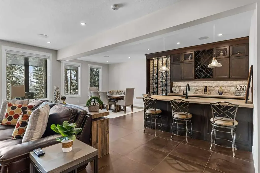 137 Silvertip Ridge Canmore AB T1W 3A7