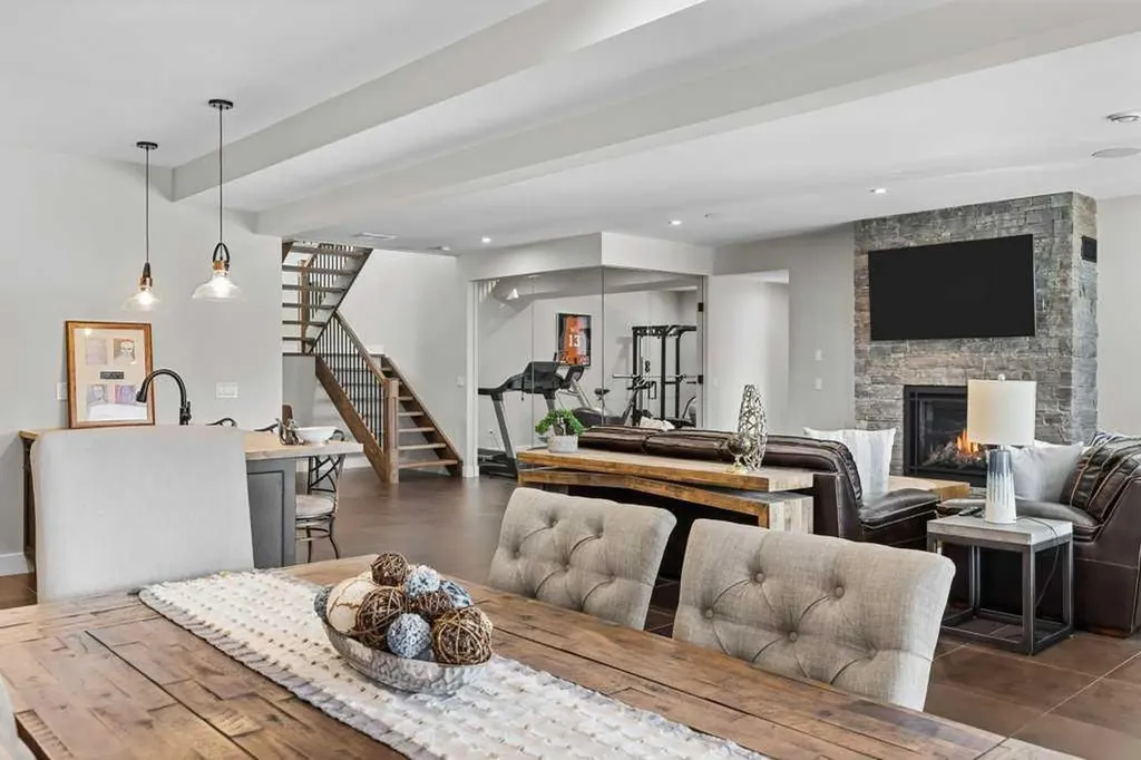 137 Silvertip Ridge Canmore AB T1W 3A7