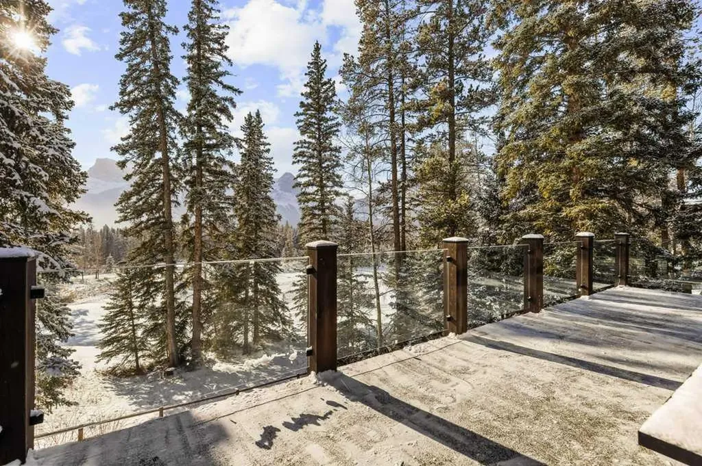 137 Silvertip Ridge Canmore AB T1W 3A7