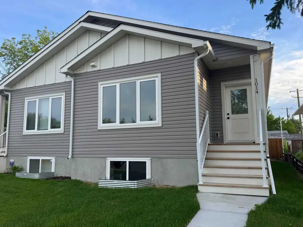 1014 Limit Avenue Crossfield AB T0M 0S0