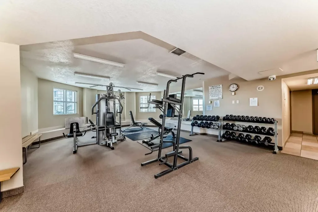 1121 6 Avenue SW Calgary AB T2P 5J4