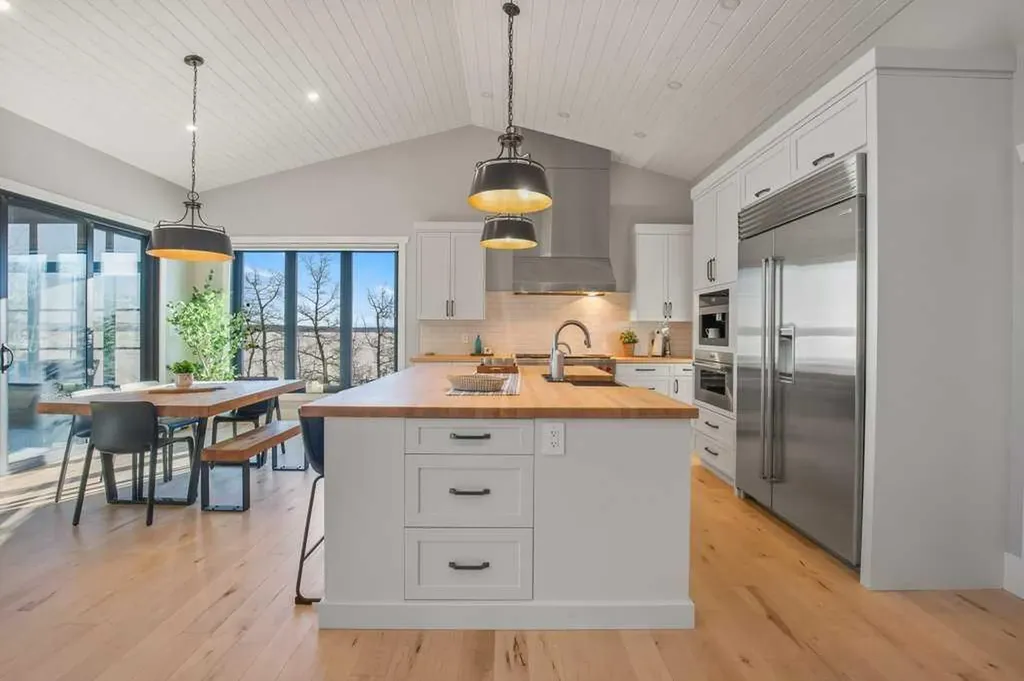 371 Last Chance Way Norglenwold AB T4S 1S5