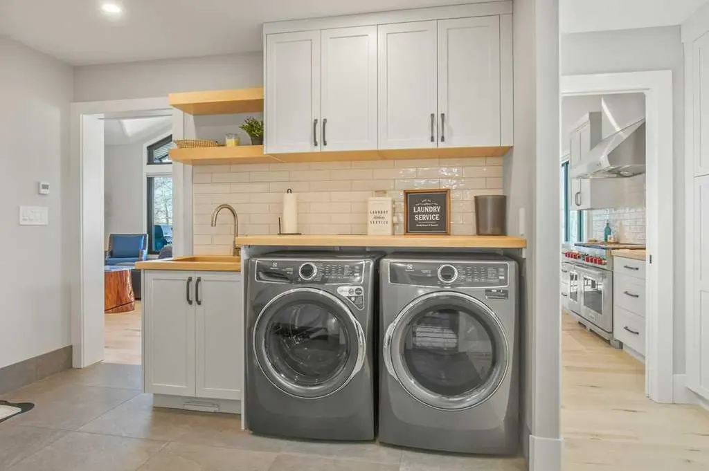 371 Last Chance Way Norglenwold AB T4S 1S5