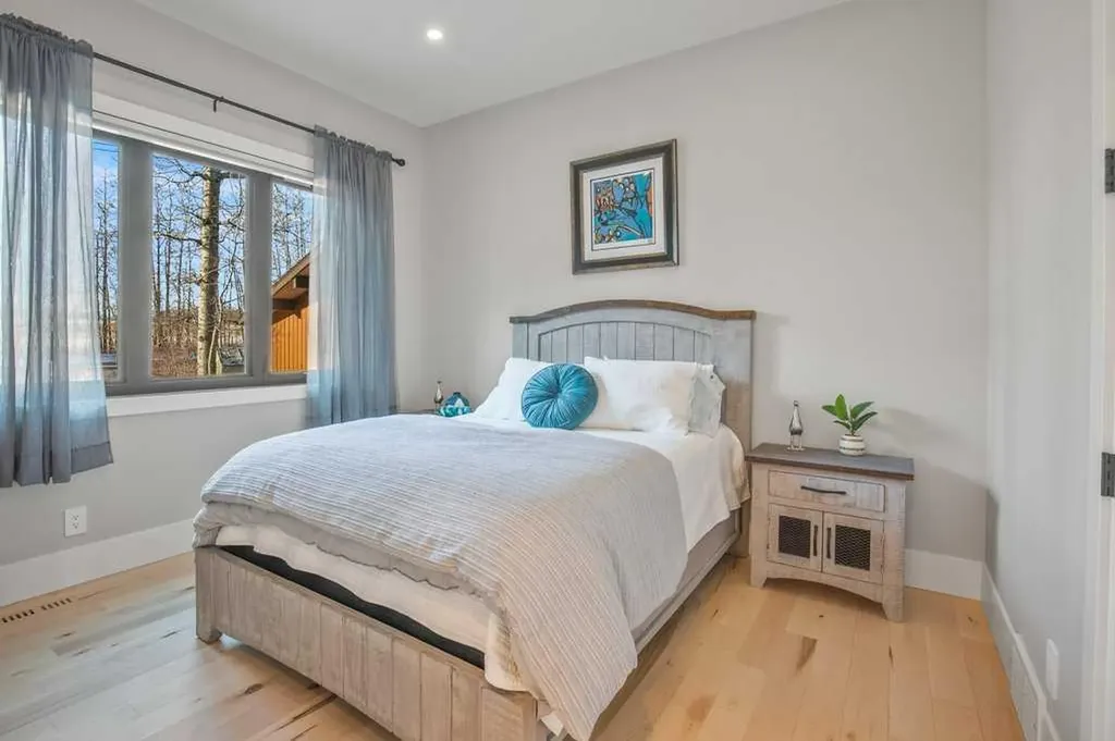 371 Last Chance Way Norglenwold AB T4S 1S5