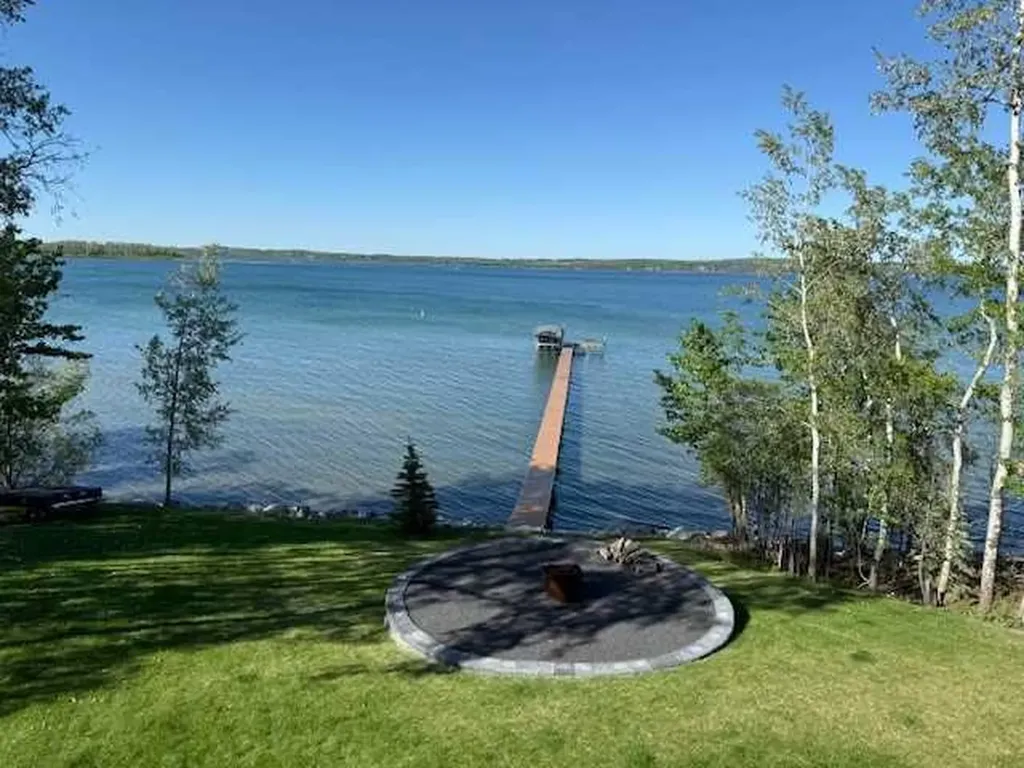 371 Last Chance Way Norglenwold AB T4S 1S5
