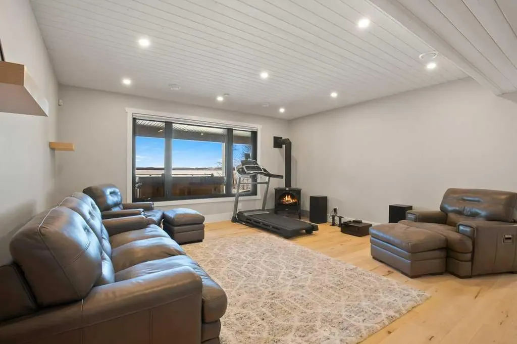 371 Last Chance Way Norglenwold AB T4S 1S5