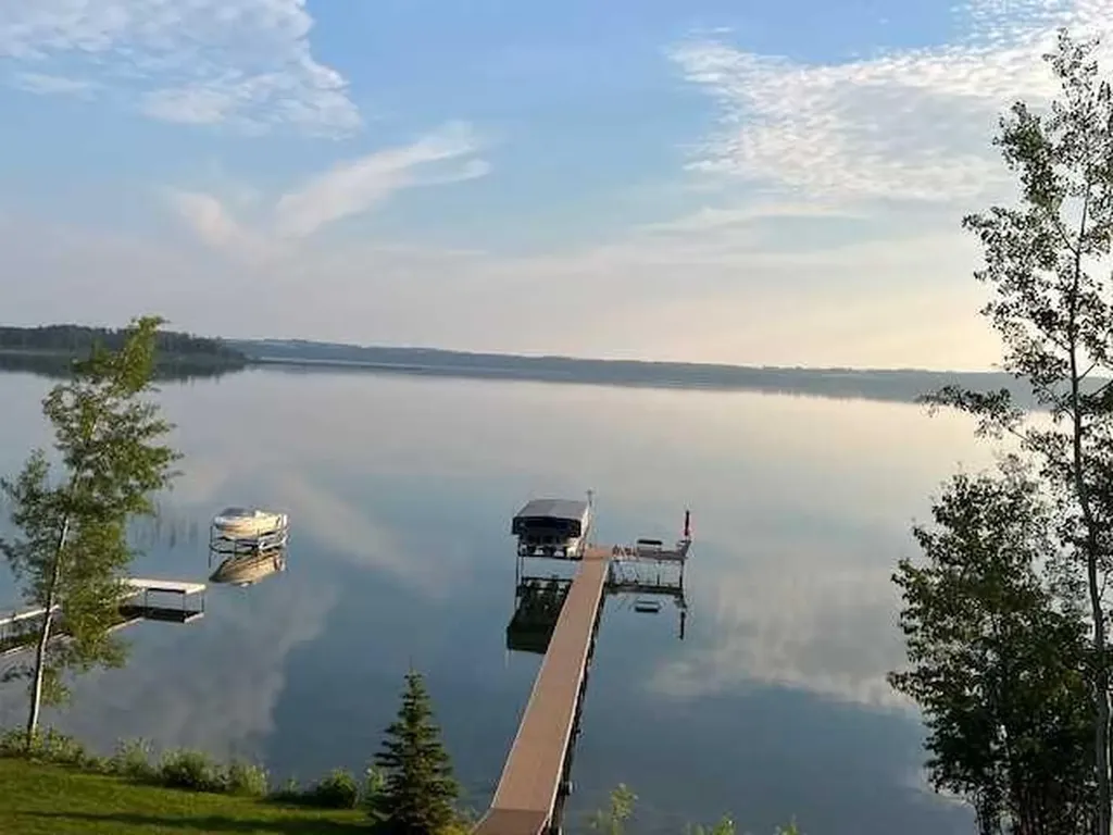 371 Last Chance Way Norglenwold AB T4S 1S5