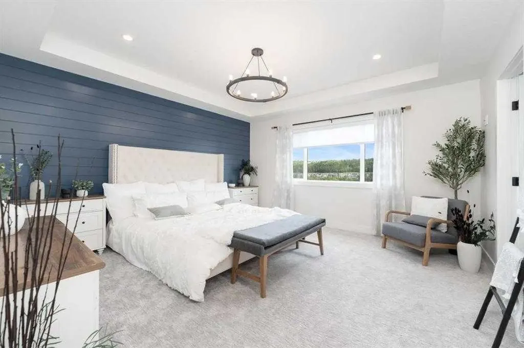 524 Waterford Grove Chestermere AB T1X 2Z9