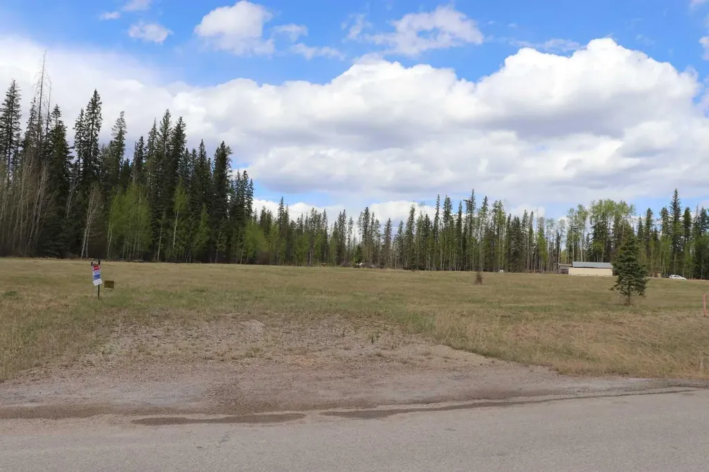 16511 Township Road 532a Rural Yellowhead County AB T7E 3A6