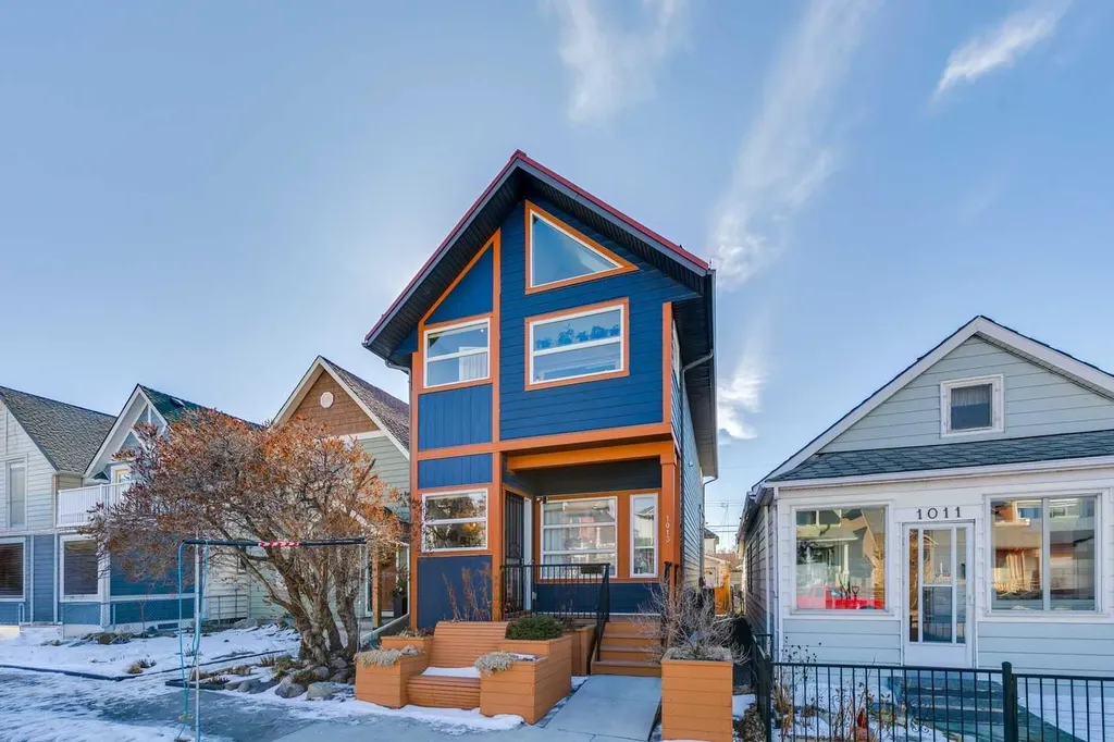 1013 19 Avenue SE Calgary AB T2G 1M1
