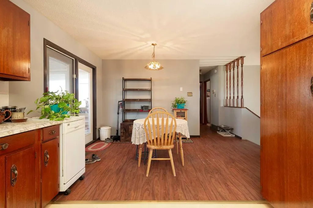 553 11 Street Fort Macleod AB T0L 0Z0