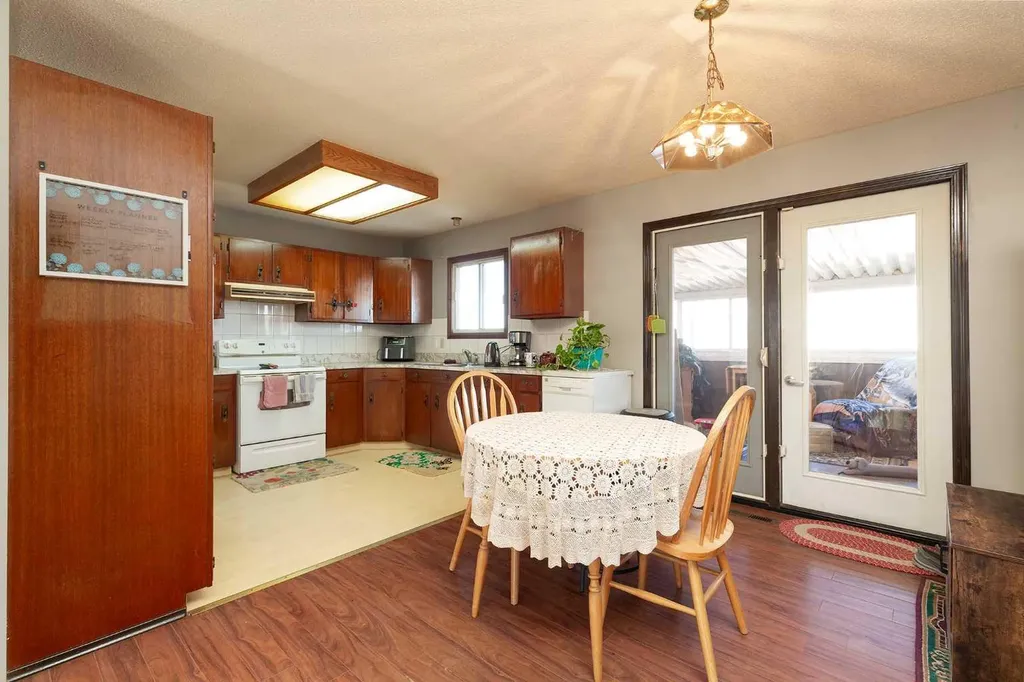 553 11 Street Fort Macleod AB T0L 0Z0
