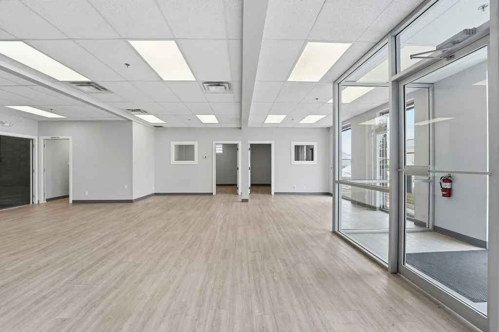 4622 61 Street Red Deer AB T4N 1C2