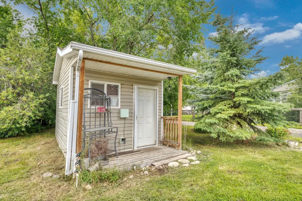 338067 1064 Drive E Rural Foothills County AB T1S 4T2