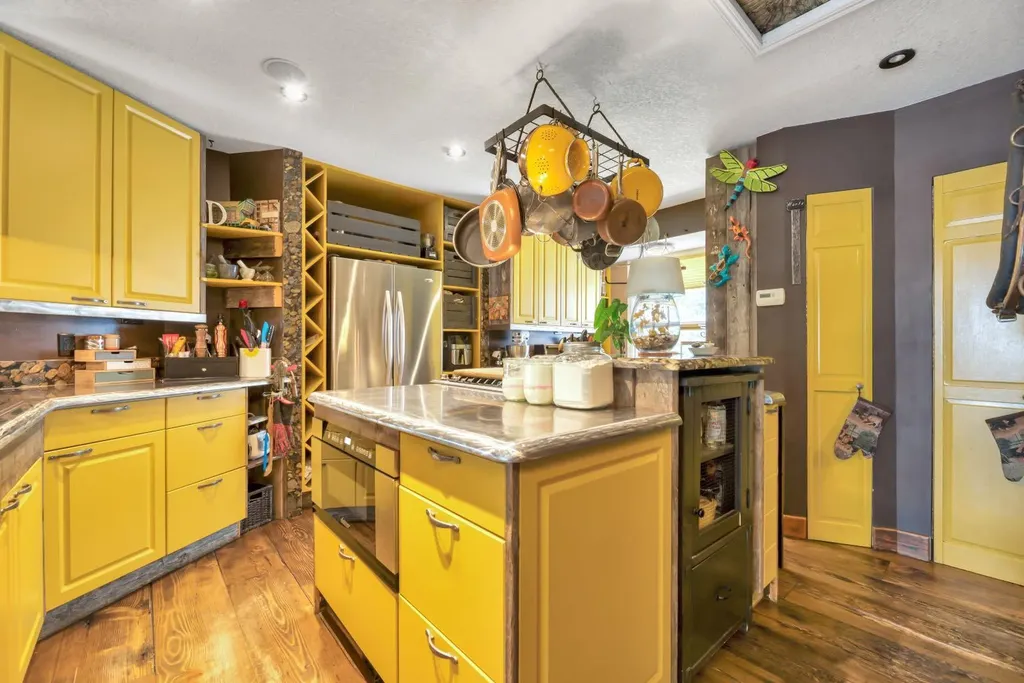 338067 1064 Drive E Rural Foothills County AB T1S 4T2