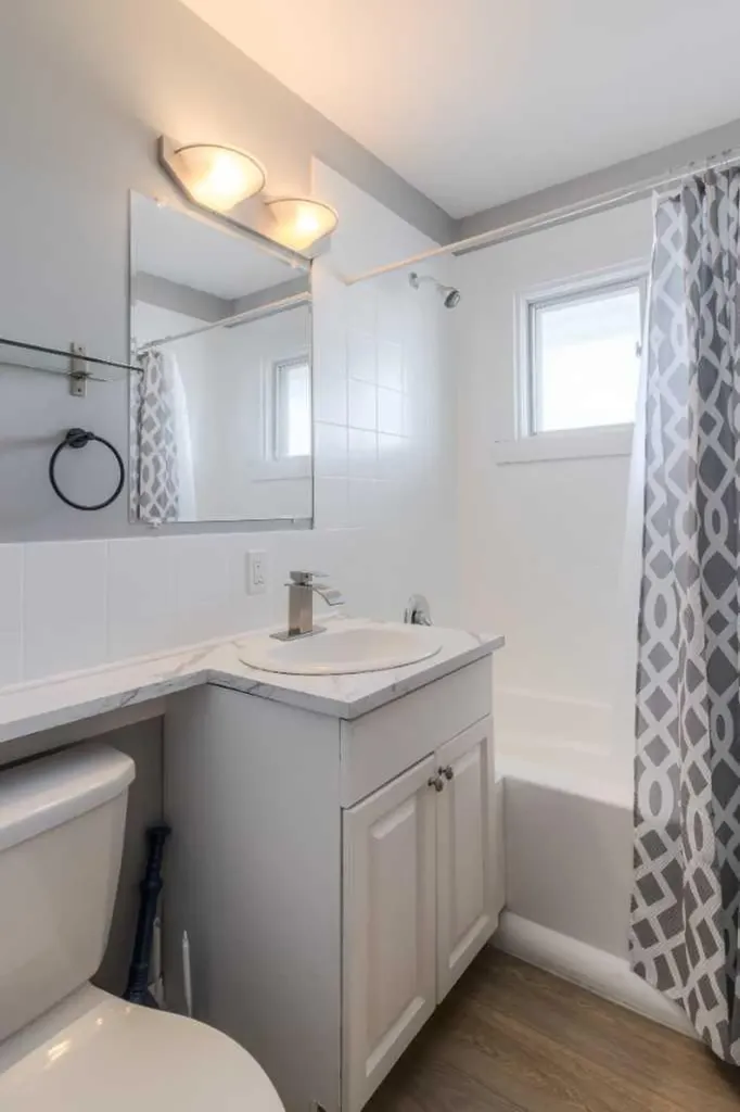 220 23 Street S Lethbridge AB T1J 3M6
