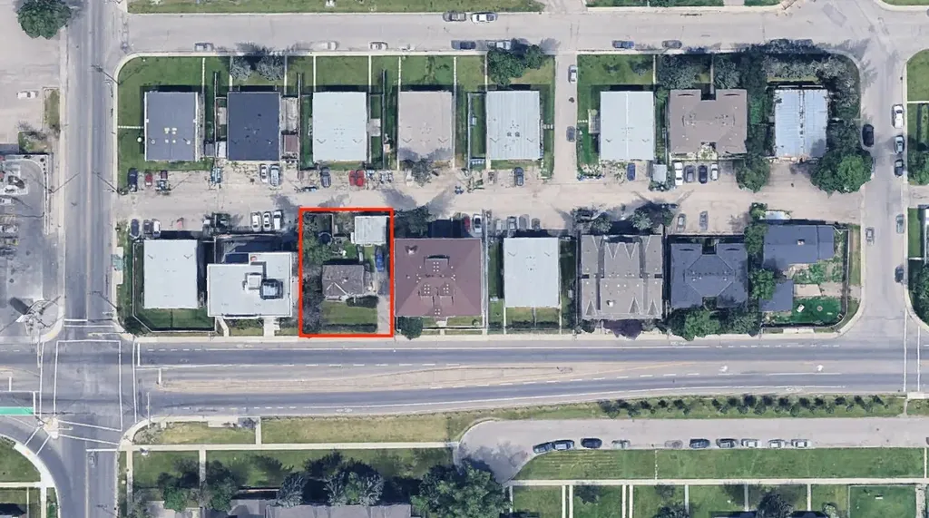7728 Bowness Road NW Calgary AB T3B0H1