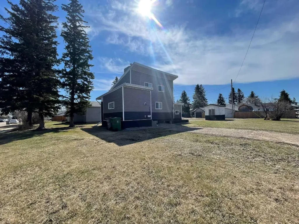 4535 47 Street Lloydminster SK S9V 0J8