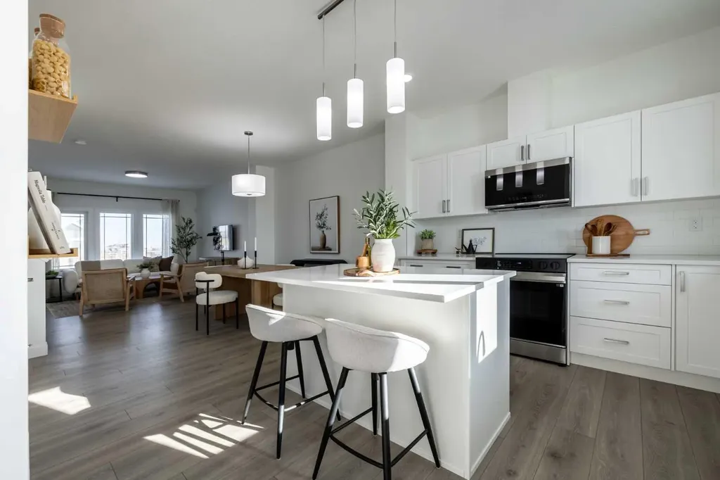 978 Edgefield Avenue Strathmore AB T1P 2H9