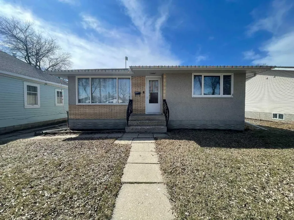 4813 46 Street Lloydminster SK S9V 0J6