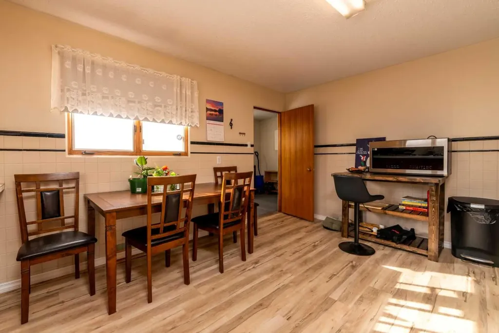 4813 46 Street Lloydminster SK S9V 0J6