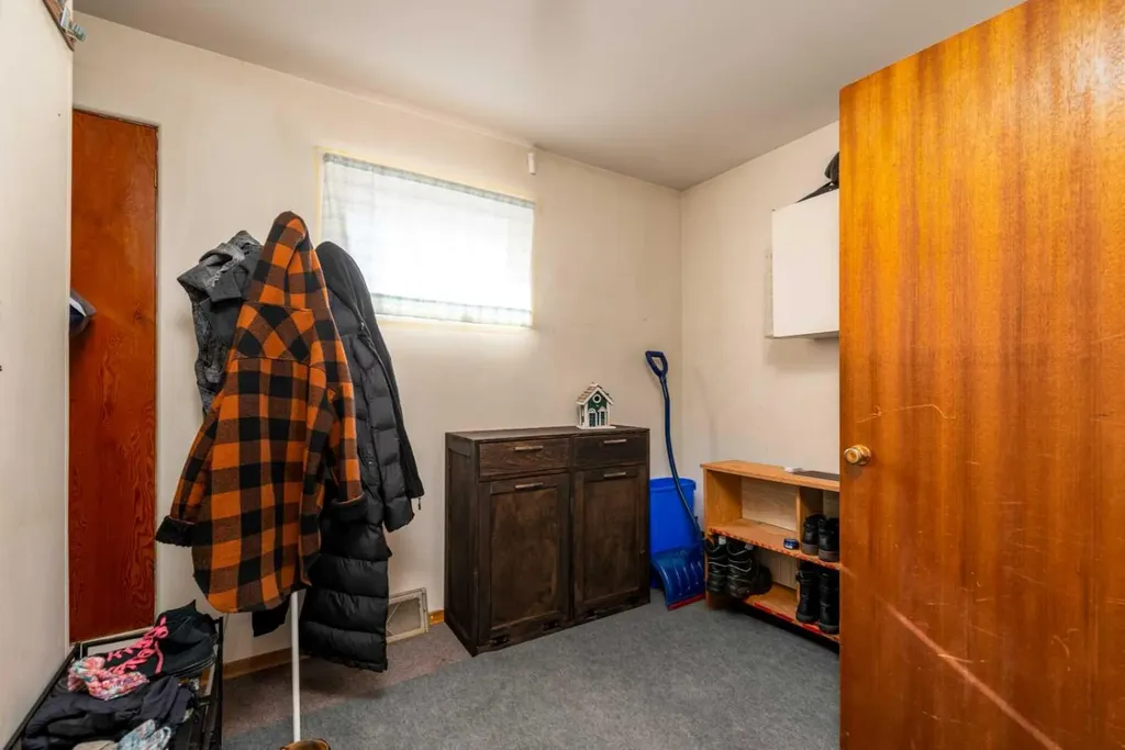 4813 46 Street Lloydminster SK S9V 0J6