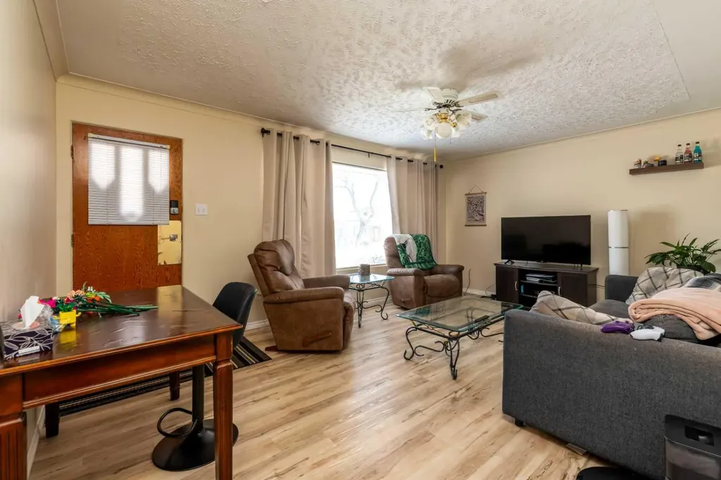 4813 46 Street Lloydminster SK S9V 0J6