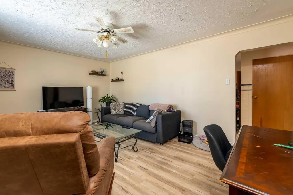 4813 46 Street Lloydminster SK S9V 0J6