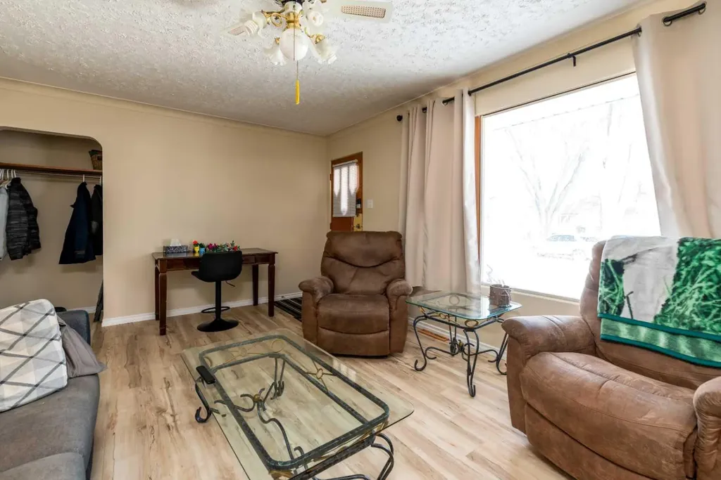 4813 46 Street Lloydminster SK S9V 0J6