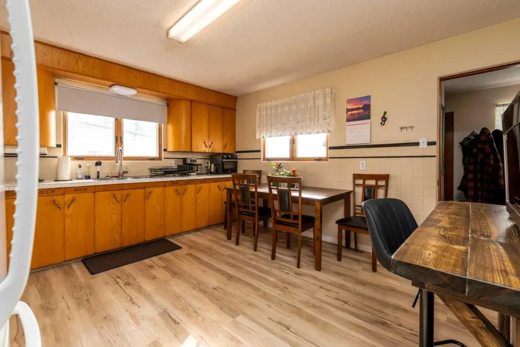 4813 46 Street Lloydminster SK S9V 0J6