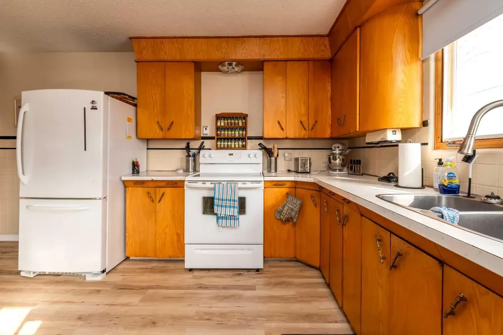 4813 46 Street Lloydminster SK S9V 0J6