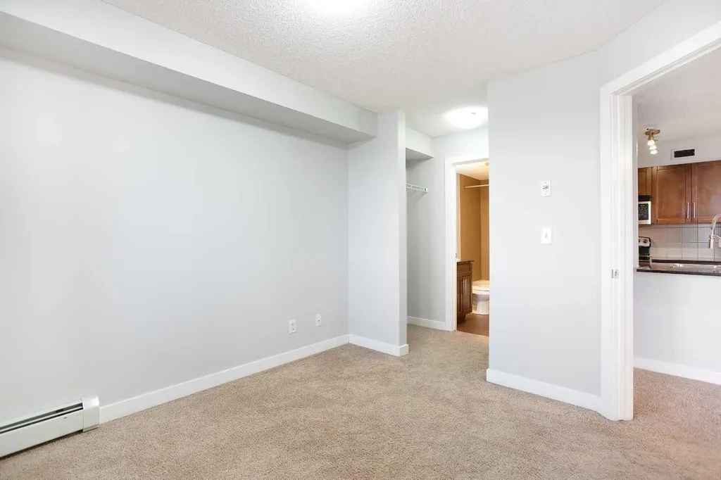 7110 80 Avenue NE Calgary AB T3J0N4