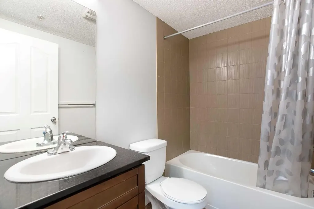 7110 80 Avenue NE Calgary AB T3J0N4