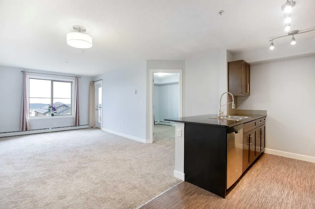 7110 80 Avenue NE Calgary AB T3J0N4