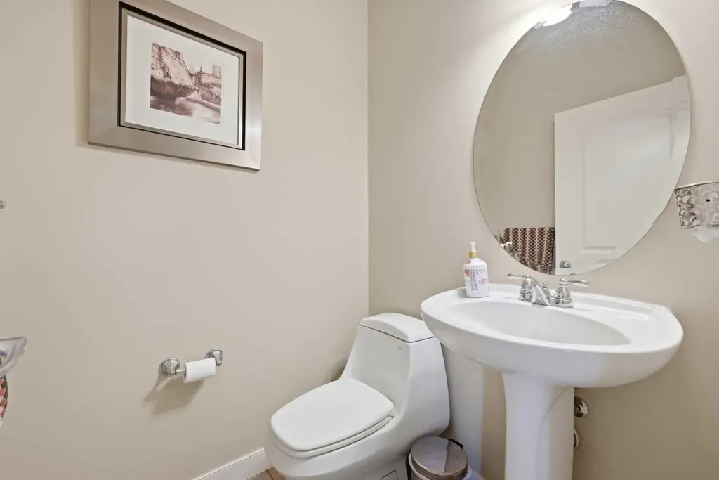 212 Springmere Road Chestermere AB T1X 1R3