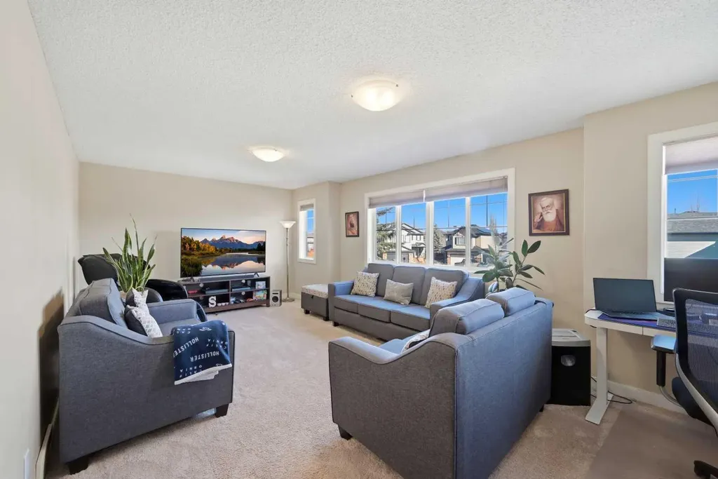 212 Springmere Road Chestermere AB T1X 1R3
