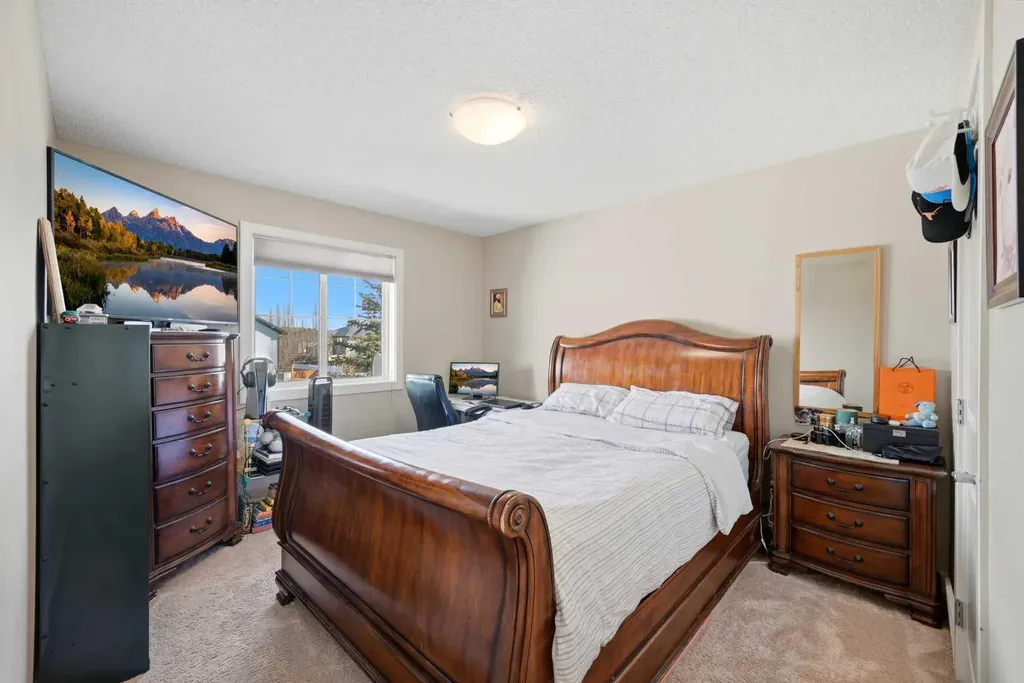 212 Springmere Road Chestermere AB T1X 1R3