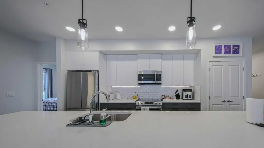 33 Carringham Gate NW Calgary AB T3P 2H6