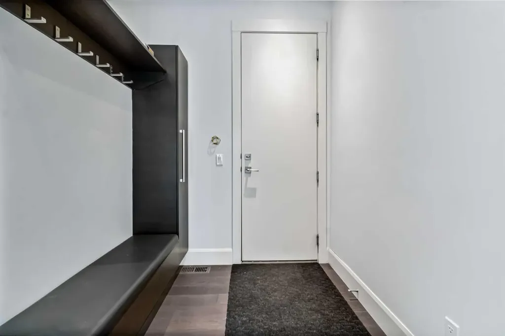 405 29 Avenue NE Calgary AB T2E 2C5