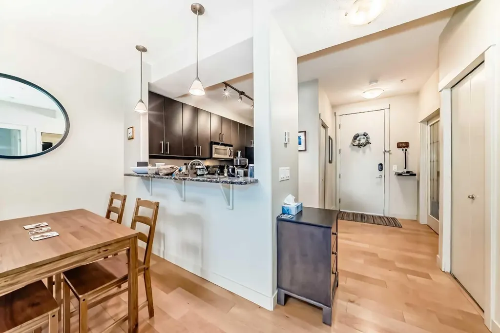830 Centre Avenue NE Calgary AB T2E 9C3