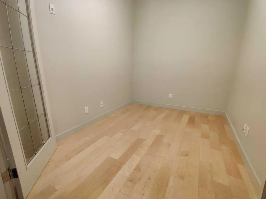 830 Centre Avenue NE Calgary AB T2E 9C3