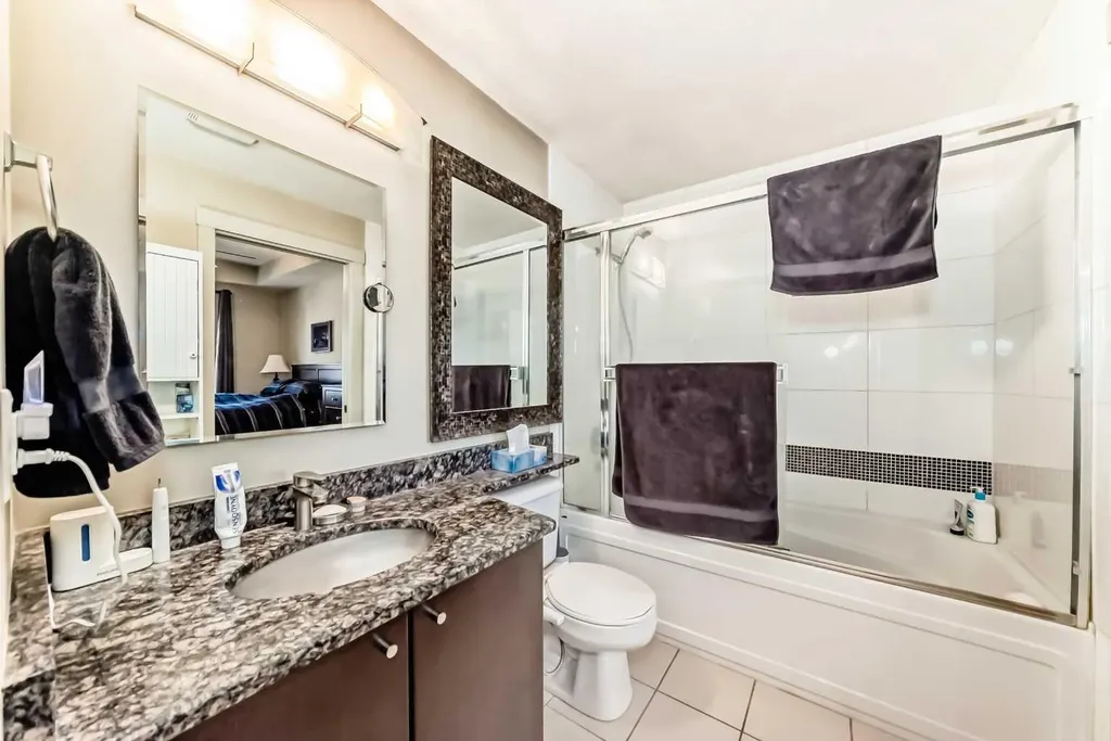 830 Centre Avenue NE Calgary AB T2E 9C3