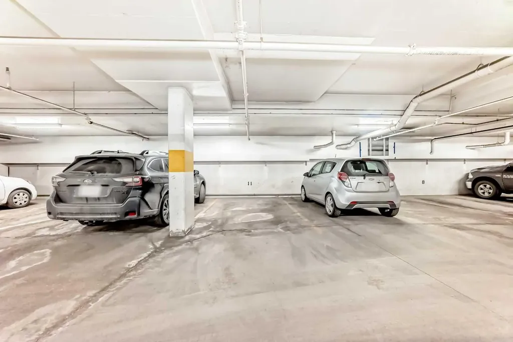830 Centre Avenue NE Calgary AB T2E 9C3