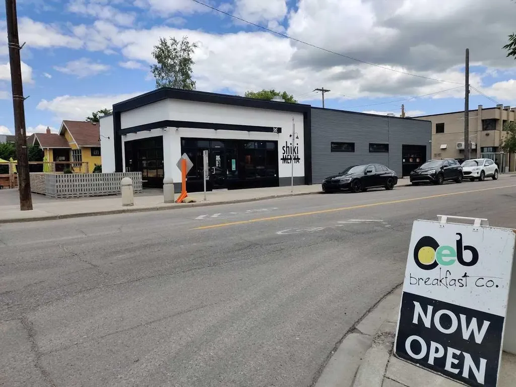 830 Centre Avenue NE Calgary AB T2E 9C3