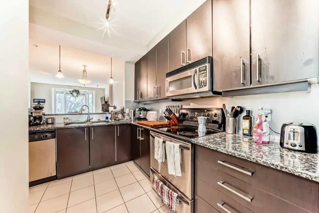 830 Centre Avenue NE Calgary AB T2E 9C3