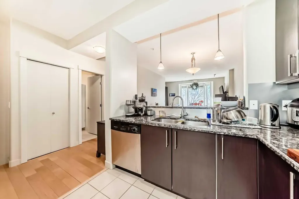 830 Centre Avenue NE Calgary AB T2E 9C3
