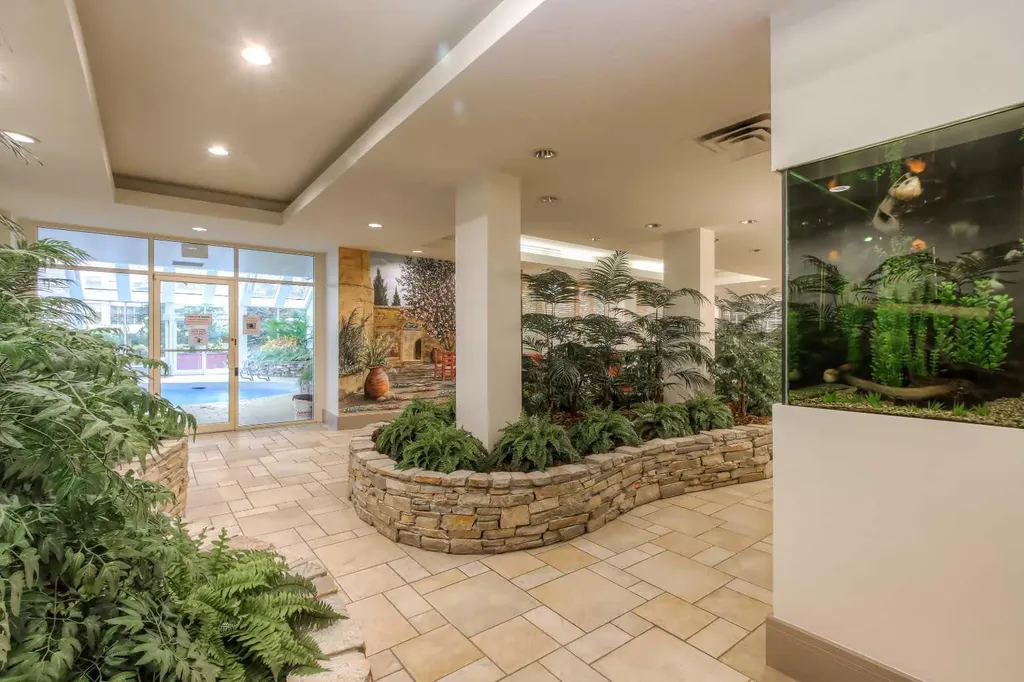 4603 Varsity Drive NW Calgary AB T3A 2V7