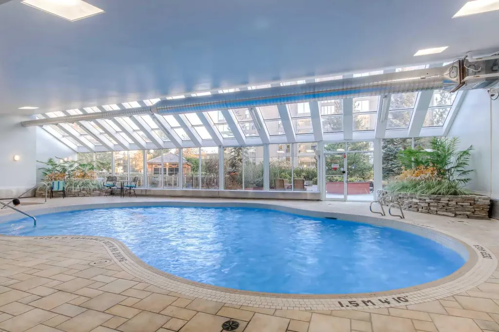 4603 Varsity Drive NW Calgary AB T3A 2V7